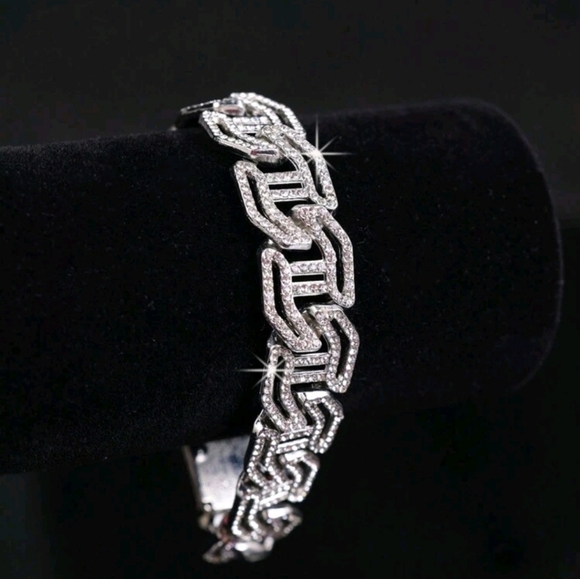 Elegant Iced Out Fully Rhinestone Figaro H-shape Silver Chain Necklace 18" - Picture 4 of 9